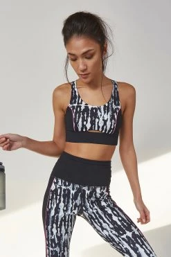 Wolf & Whistle Paint Splatter Leggings Activewear