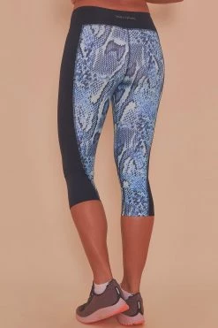 Wolf & Whistle Printed Crop Leggings Snake