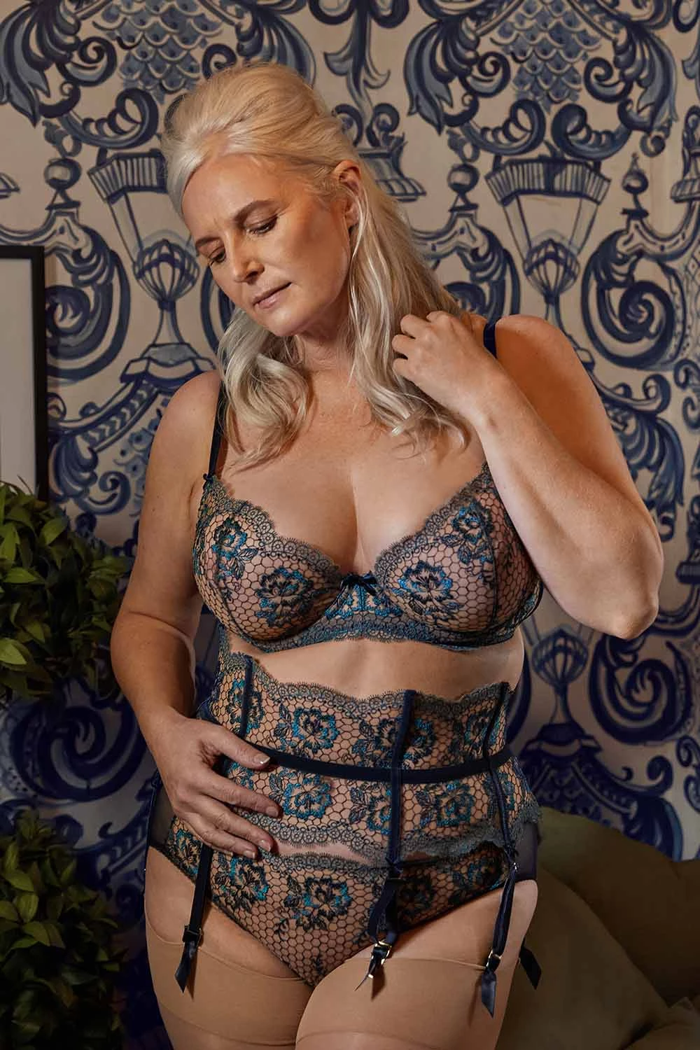 Dita Von Teese Lingerie New In Bras Evelina Blue Curve Bra 5 Dita Von Teese Lingerie New In Bras Evelina Blue Curve Bra