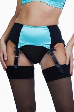 Bettie Page Lingerie Mint Classic 6 Strap Suspender Belt Suspenders