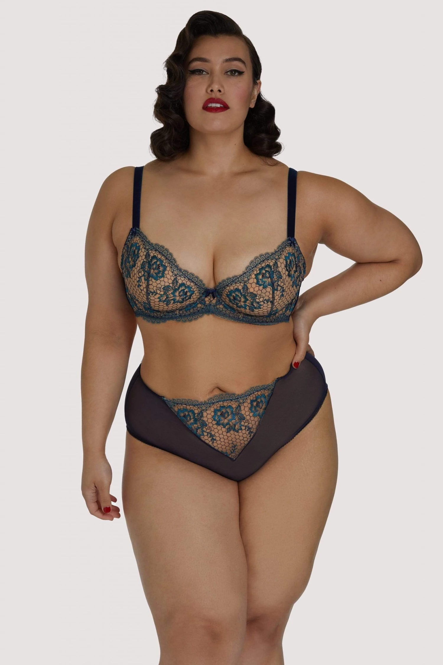 Dita Von Teese Lingerie New In Bras Evelina Blue Curve Bra 3 Dita Von Teese Lingerie New In Bras Evelina Blue Curve Bra
