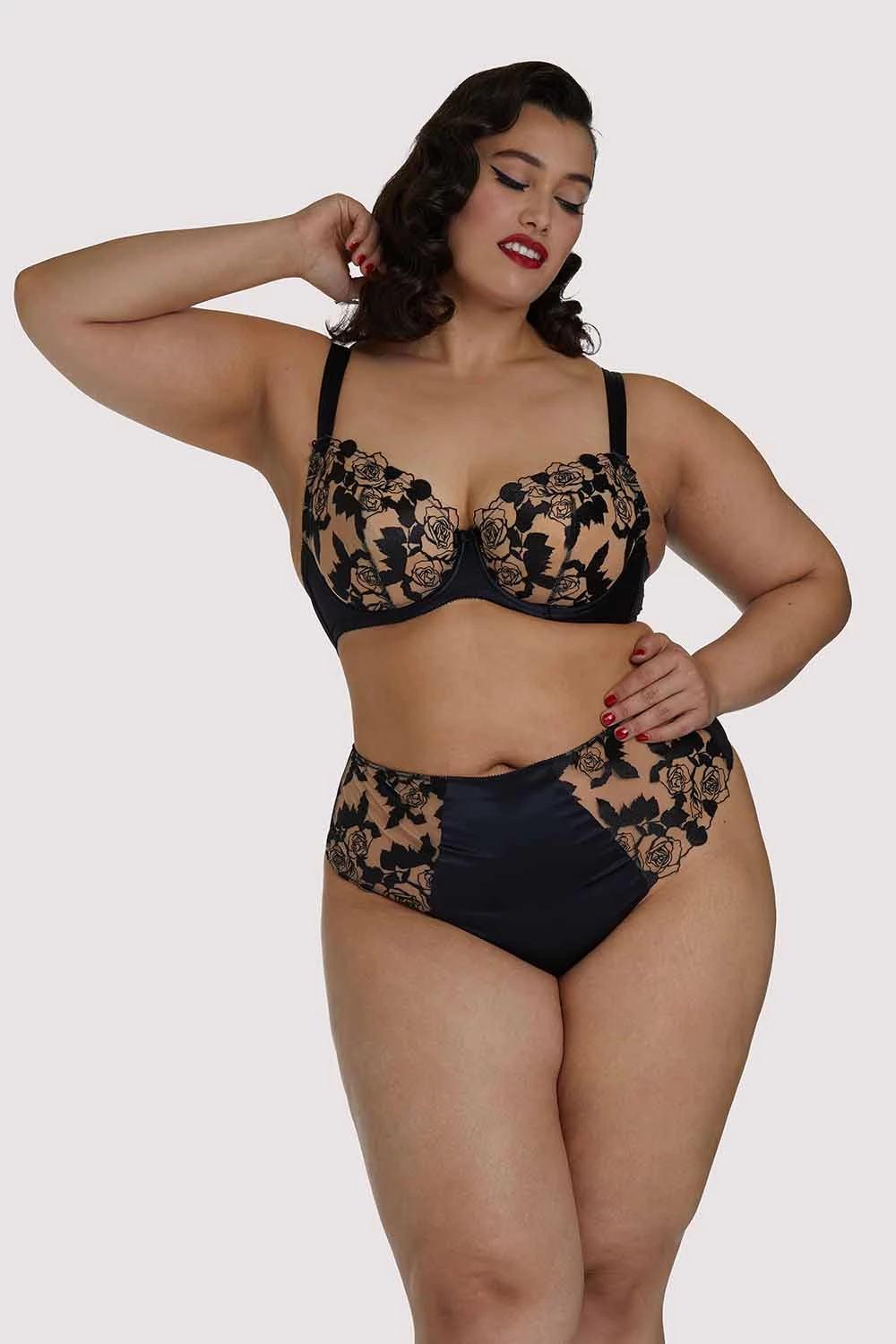 Dita Von Teese Lingerie Rosabelle High Waist Curve Thong 1 Dita Von Teese Lingerie Rosabelle High Waist Curve Thong
