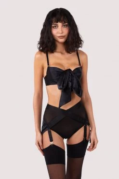 Kiss Me Deadly Yva Black Bow Front Bra