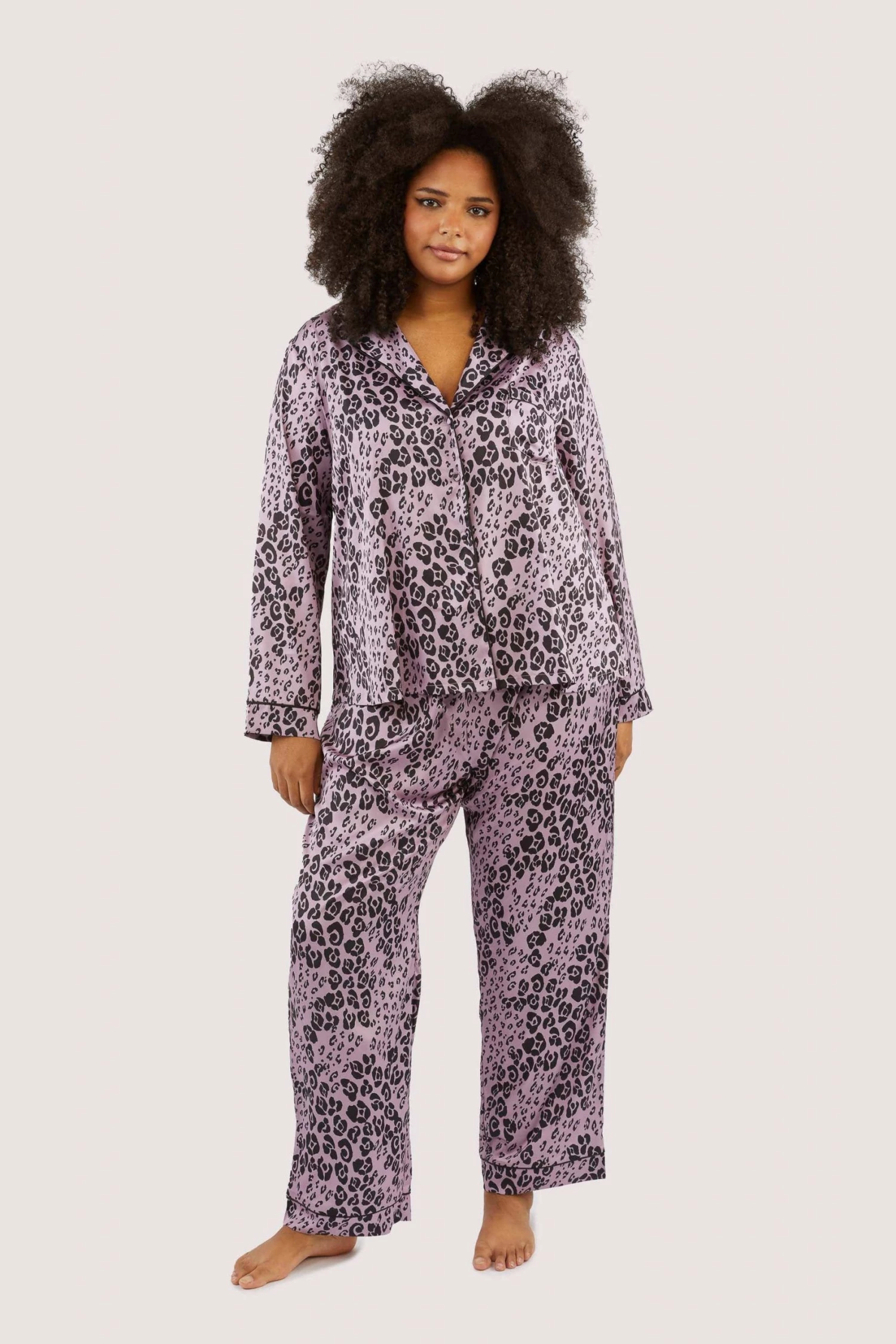 Wolf & Whistle Kaylee Long Sleeve Lilac Animal PJs 6 Wolf & Whistle Kaylee Long Sleeve Lilac Animal PJs