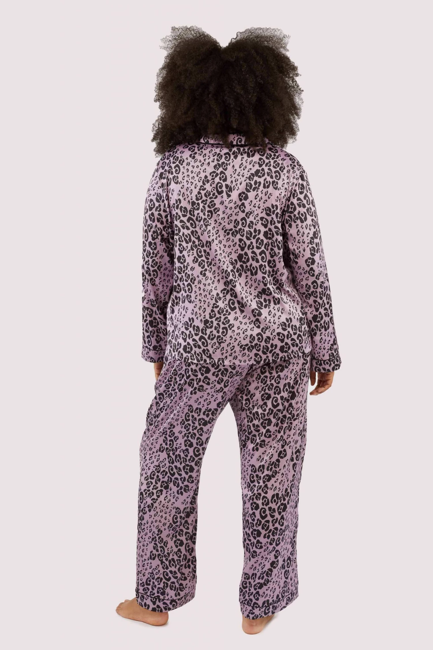 Wolf & Whistle Kaylee Long Sleeve Lilac Animal PJs 7 Wolf & Whistle Kaylee Long Sleeve Lilac Animal PJs
