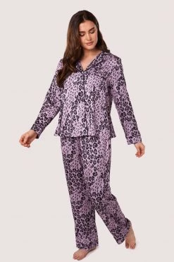 Wolf & Whistle Kaylee Long Sleeve Lilac Animal PJs