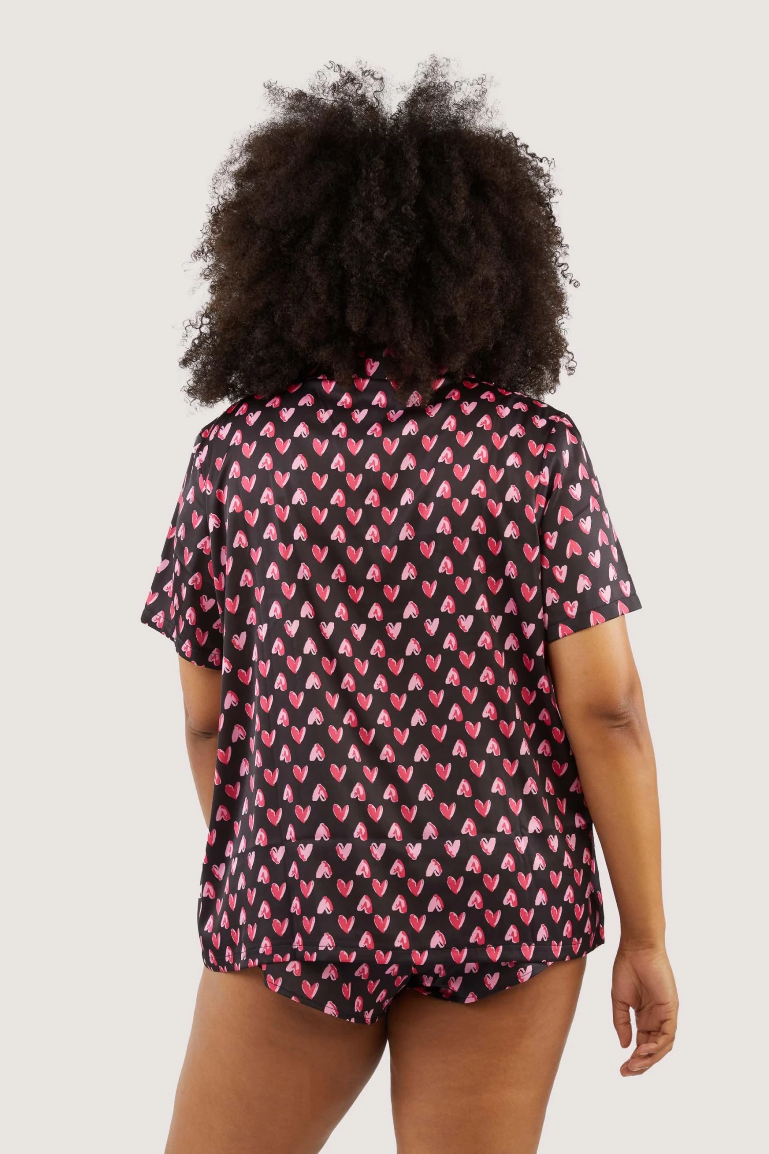 Wolf & Whistle Heart Print Satin Pyjama Set Nightwear 5 Wolf & Whistle Heart Print Satin Pyjama Set Nightwear