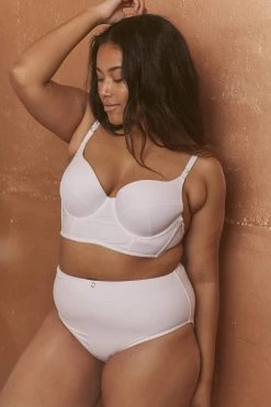 Wolf & Whistle Goldie White High Waist Bikini Brief With Removable Chain Curve Knickers