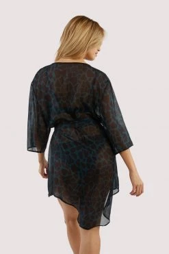 Wolf & Whistle Khaki Giraffe Beach Kimono