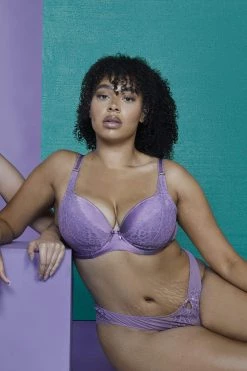 Deja Day Everyday Lingerie Sophia Heather Plunge & Push Up Bra