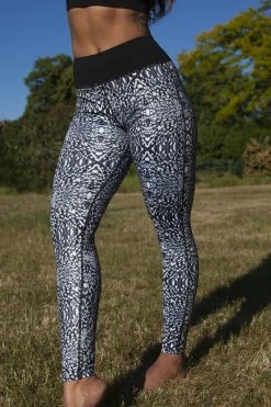 Wolf & Whistle Abstract Print High Waist Leggings