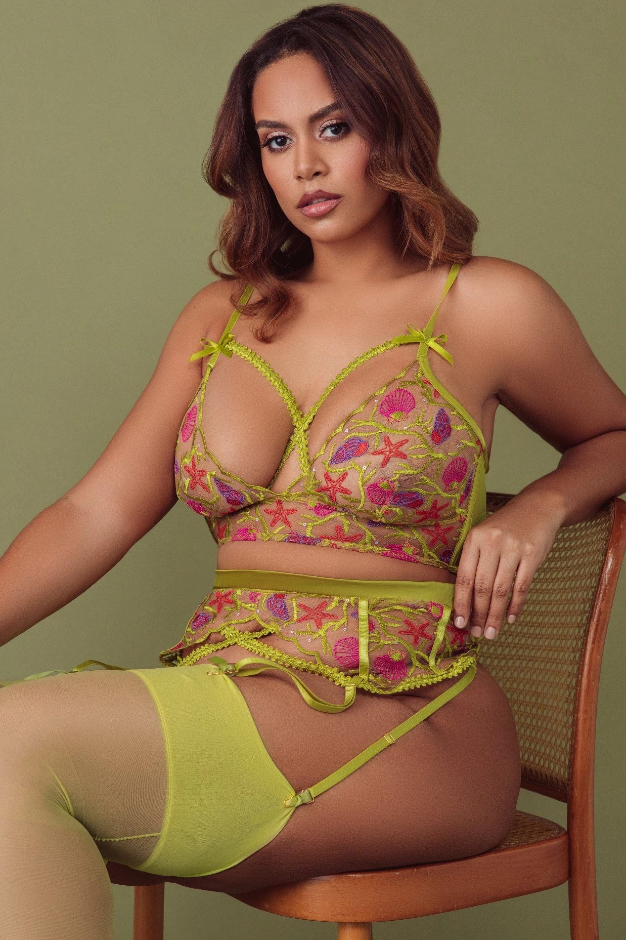 Kilo Brava New In Sequin Shell Embroidery Longline Bralette 2 Kilo Brava New In Sequin Shell Embroidery Longline Bralette